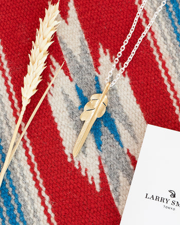 Larry Smith 18K Gold Kazekiri Feather, Medium (Right)